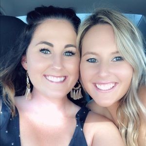 Meet your Posher, Ali